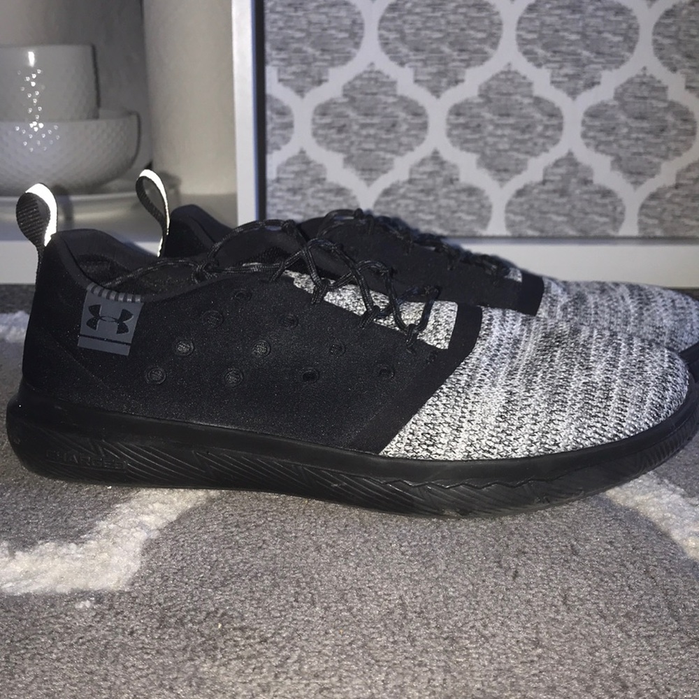 Under Armour Charged 24/7